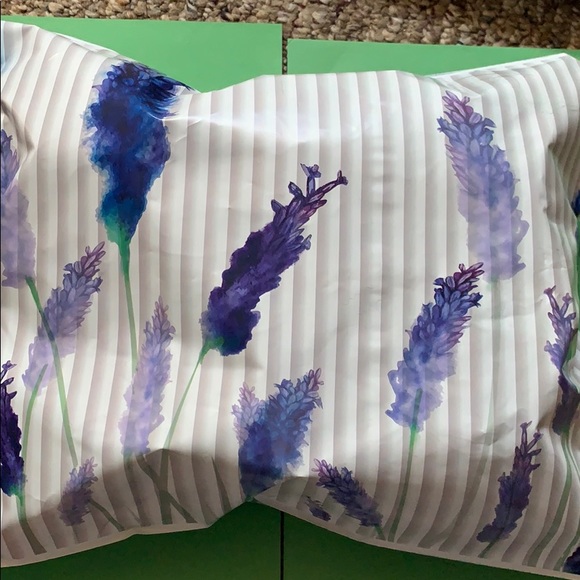 NEW PACKAGING!💙 - Picture 2 of 4